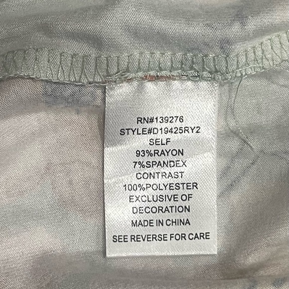 Floral Blouse with Tie Tassels - Mint Green - Picture 9 of 9